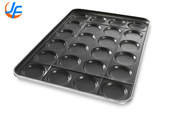 RK Bakeware China Foodservice 42495 Chicago Metal Alüminize Çelik 24 Kalıp 1.95 oz. Hamburger Bun Tepsi/Muffin Top Pan