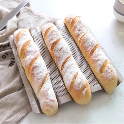 RK Bakeware China Foodservice NSF Alüminyum Yapışkansız Perforasyonlu Baguette Pan