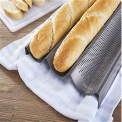 RK Bakeware China Foodservice NSF Alüminyum Yapışkansız Perforasyonlu Baguette Pan