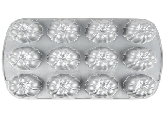 RK Bakeware China Foodservice NSF 12 bölme Bundtlette Alüminyum Muffin Cake Pan Ticari sınıf