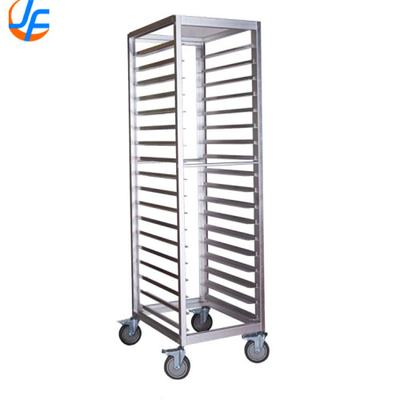 RK Bakeware China-40 Pan End Load Kapalı Bun / Sheet Pan Rack - Montajlı